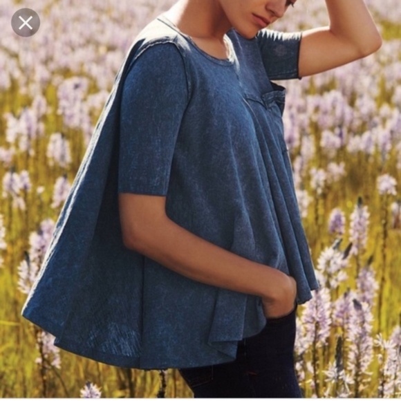 Eri + Ali Trapeze Acid Wash Raw Hem Top Blue Anthropologie - Picture 1 of 10